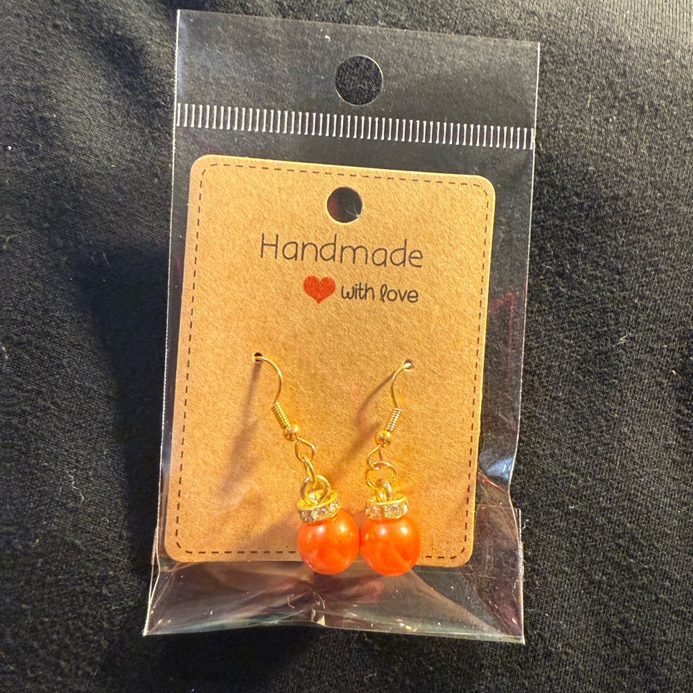 🌹 Elegant Gold and Orange Drop Earrings - Picture 2 of 3